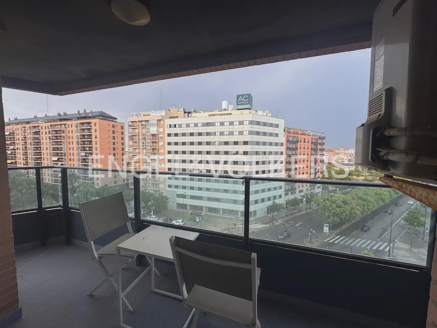 2 bedroom Flat for rent in Valencia city with pool garage - € 1,900 (Ref: 10024879)