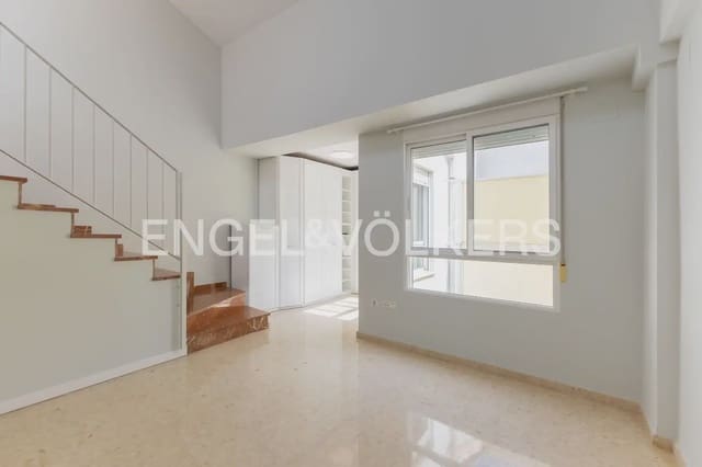 5 sypialnia Dom szeregowy do wynajęcia w Torrent z basenem garażem - 1 800 € (Ref: 10024935)