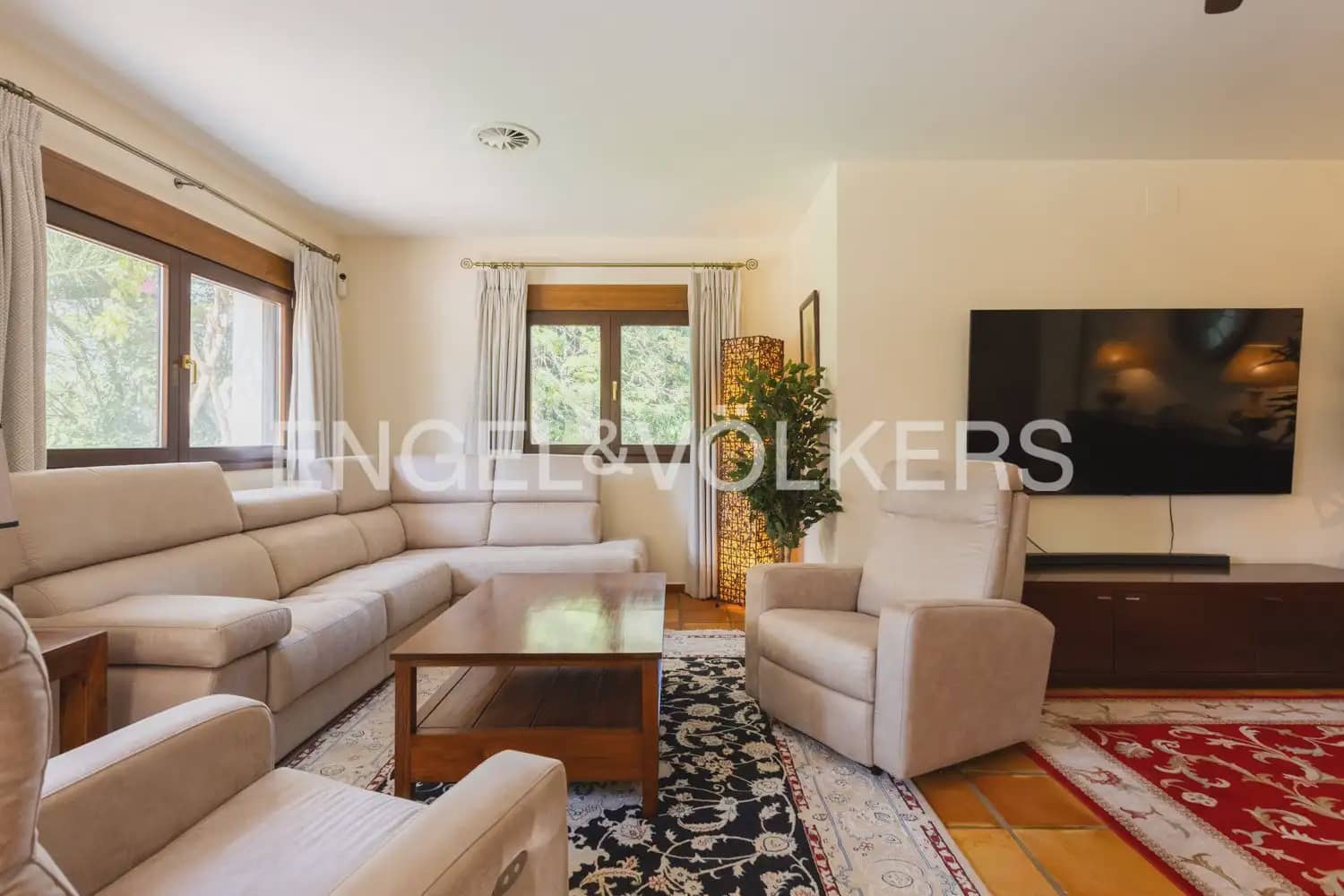 4 bedroom Finca/Country House for sale in Pedreguer with pool garage - € 1,590,000 (Ref: 10024936)