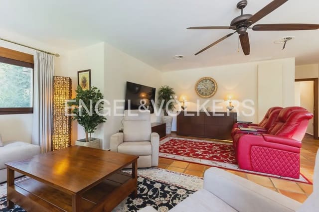 4 bedroom Finca/Country House for sale in Pedreguer with pool garage - € 1,590,000 (Ref: 10024936)