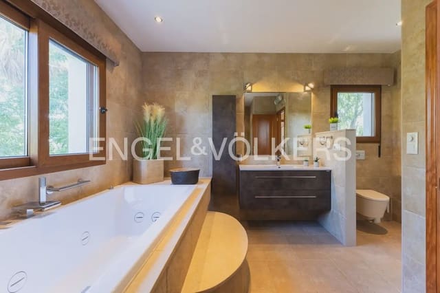 4 bedroom Finca/Country House for sale in Pedreguer with pool garage - € 1,590,000 (Ref: 10024936)