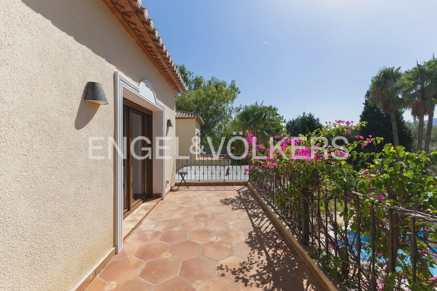 4 bedroom Finca/Country House for sale in Pedreguer with pool garage - € 1,590,000 (Ref: 10024936)