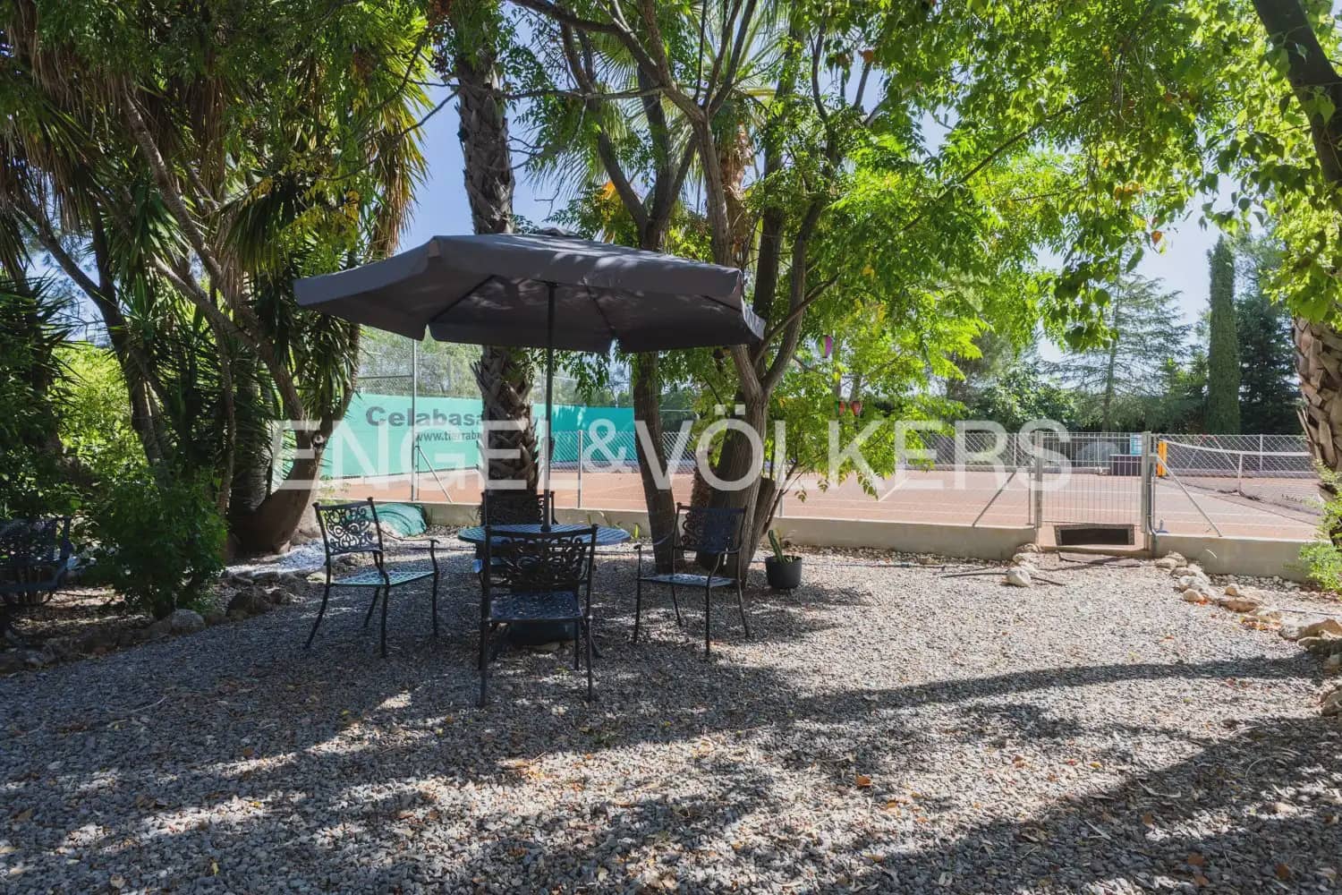 4 bedroom Finca/Country House for sale in Pedreguer with pool garage - € 1,590,000 (Ref: 10024936)