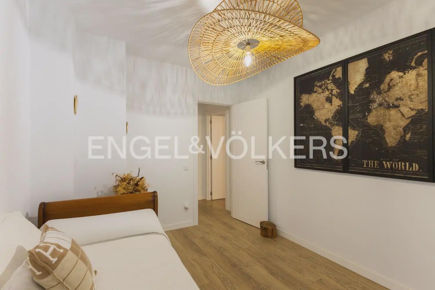 3 bedroom Flat for rent in Castello de la Plana with garage - € 1,350 (Ref: 10024937)