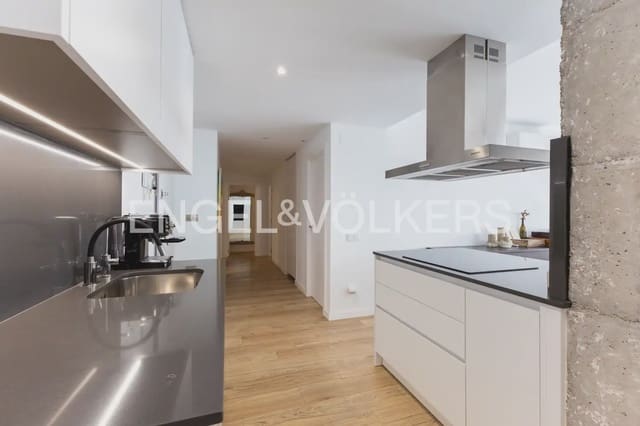 3 sovrum Lägenhet att hyra i Centro, Castelló de la Plana - 1 350 € (Ref: 10024937)