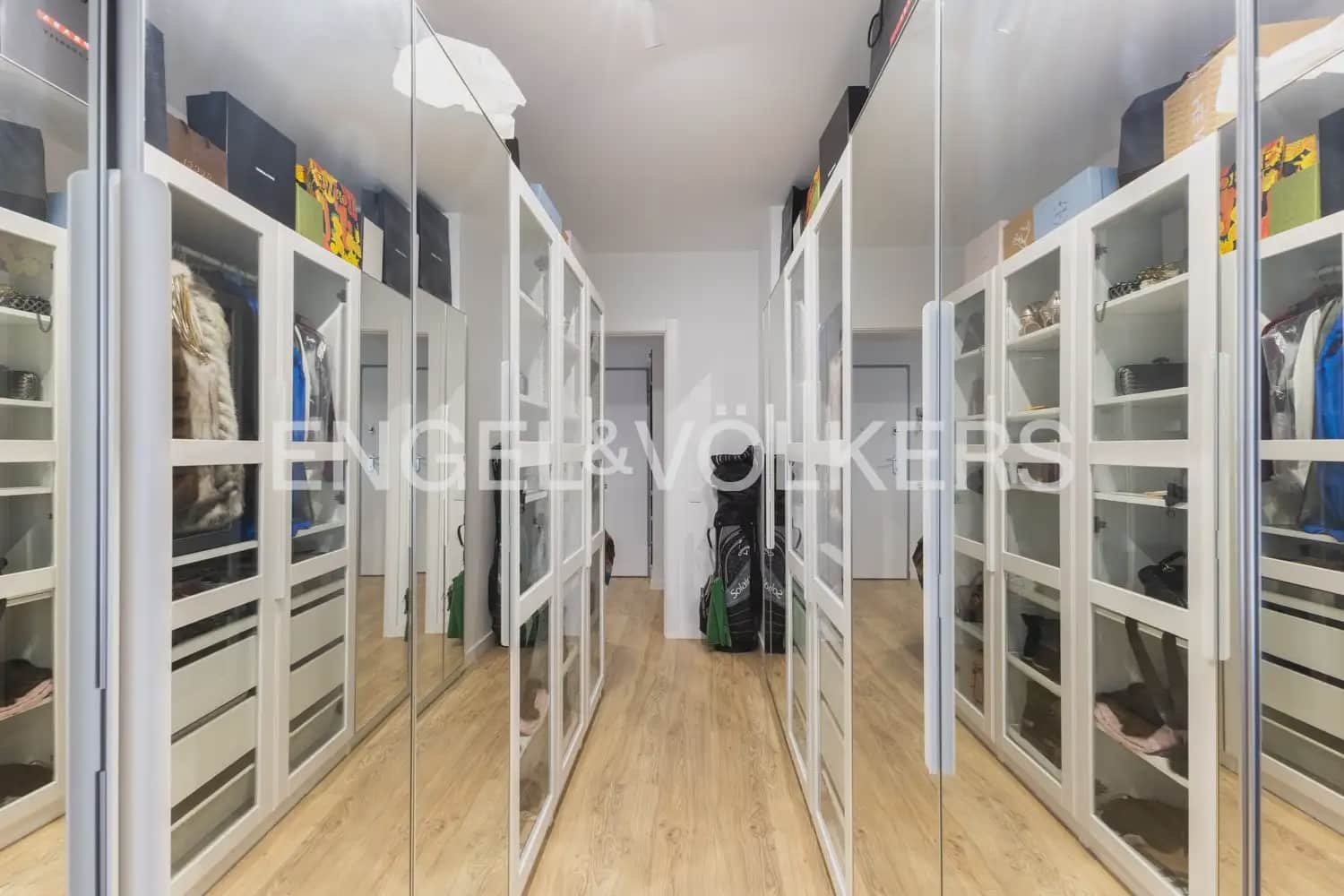 3 bedroom Flat for rent in Castello de la Plana with garage - € 1,350 (Ref: 10024937)