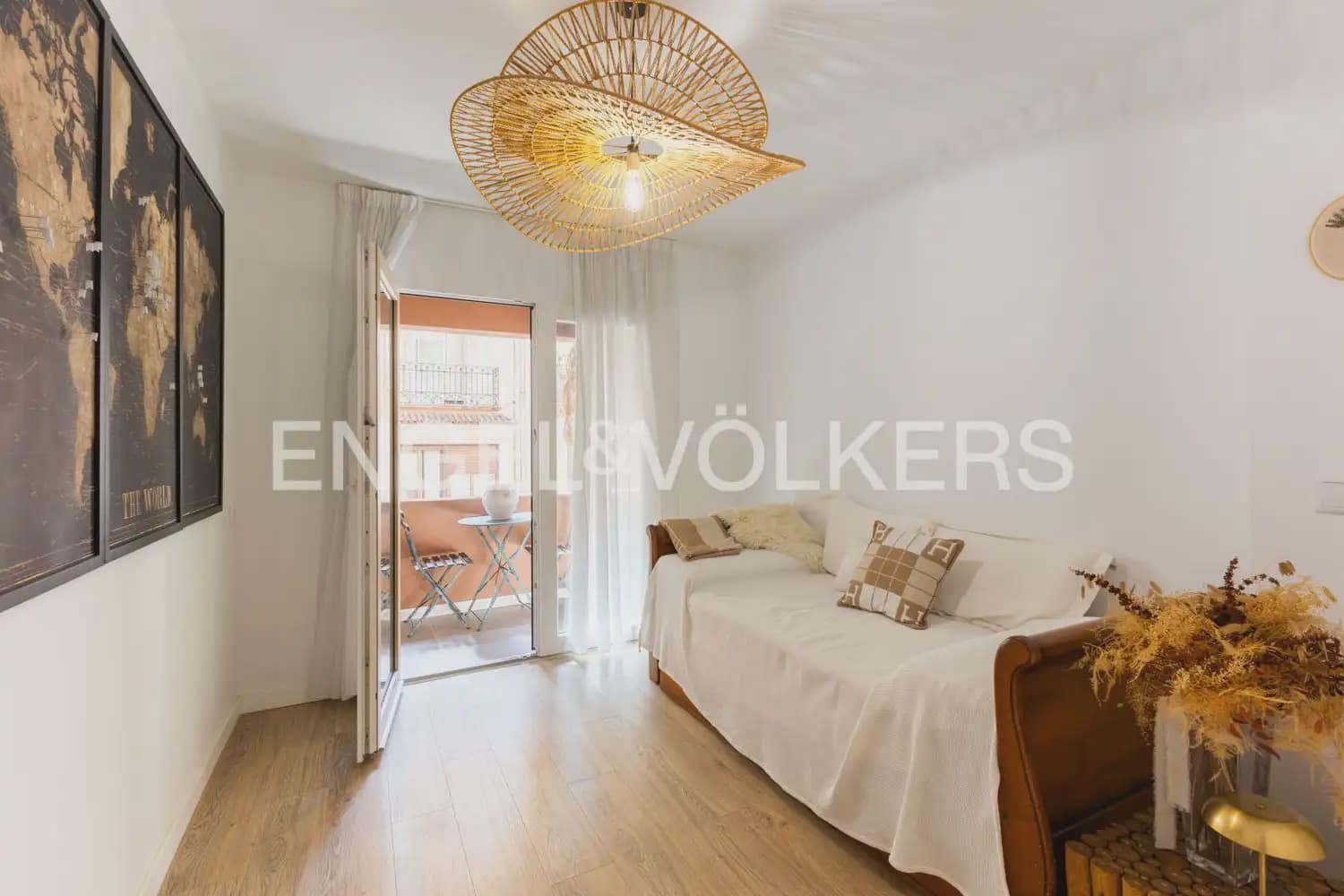 3 bedroom Flat for rent in Castello de la Plana with garage - € 1,350 (Ref: 10024937)