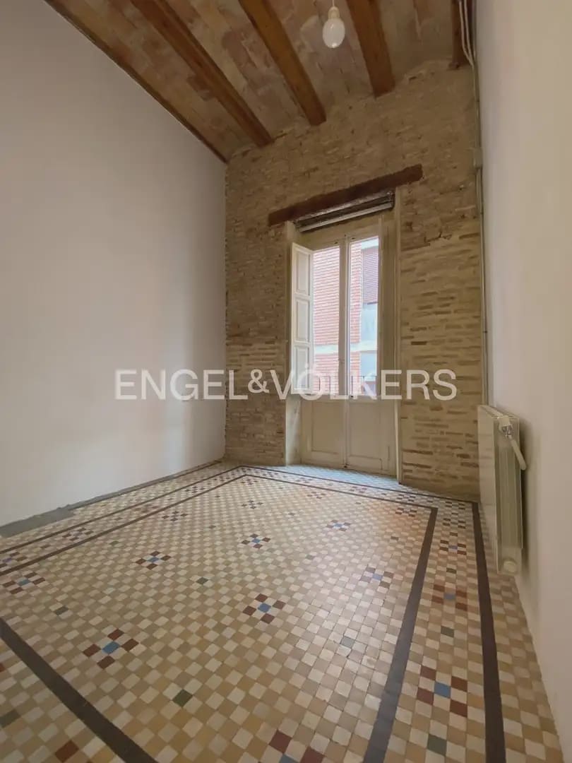 2 sovrum Lägenhet att hyra i Valencia stad - 1 700 € (Ref: 10024938)