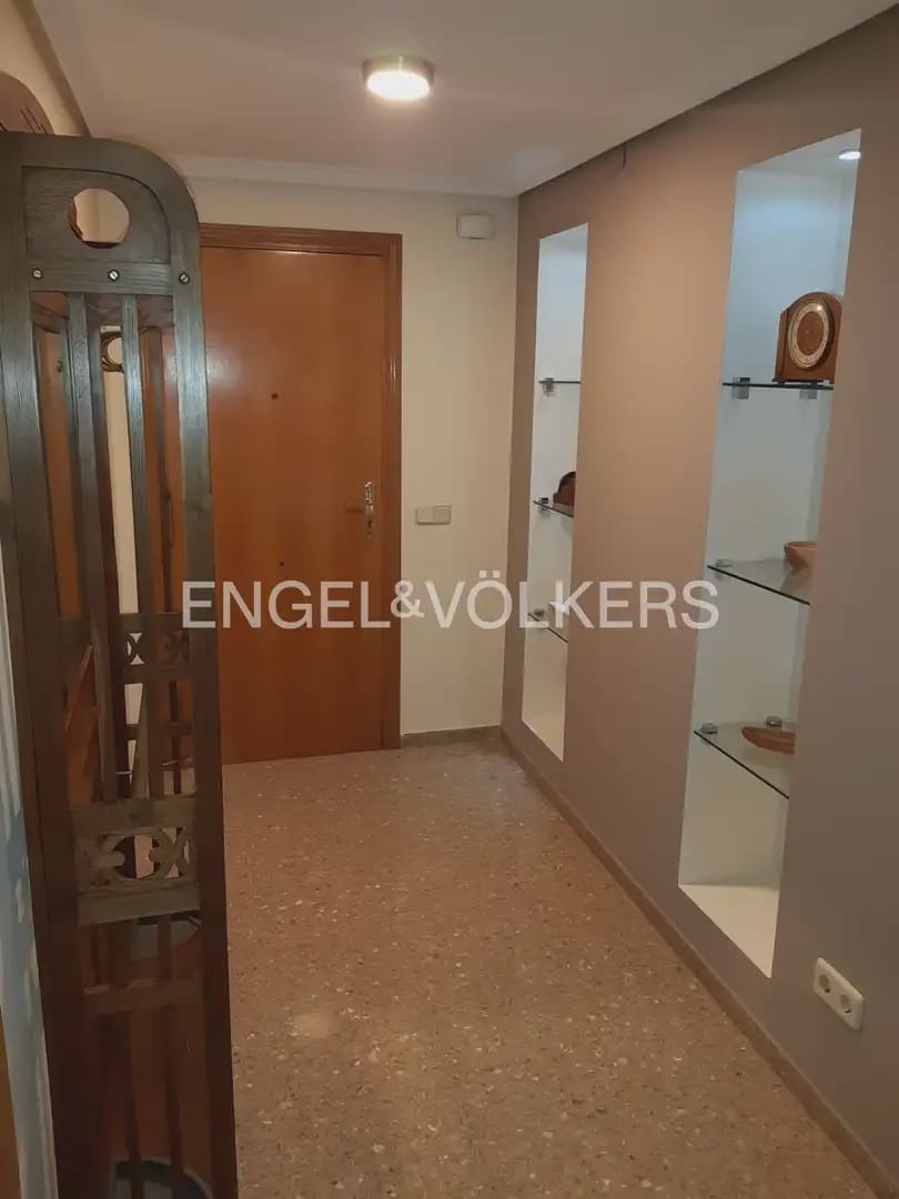 3 sypialnia Mieszkanie do wynajęcia w Miasto Walencja - 1 650 € (Ref: 10024939)