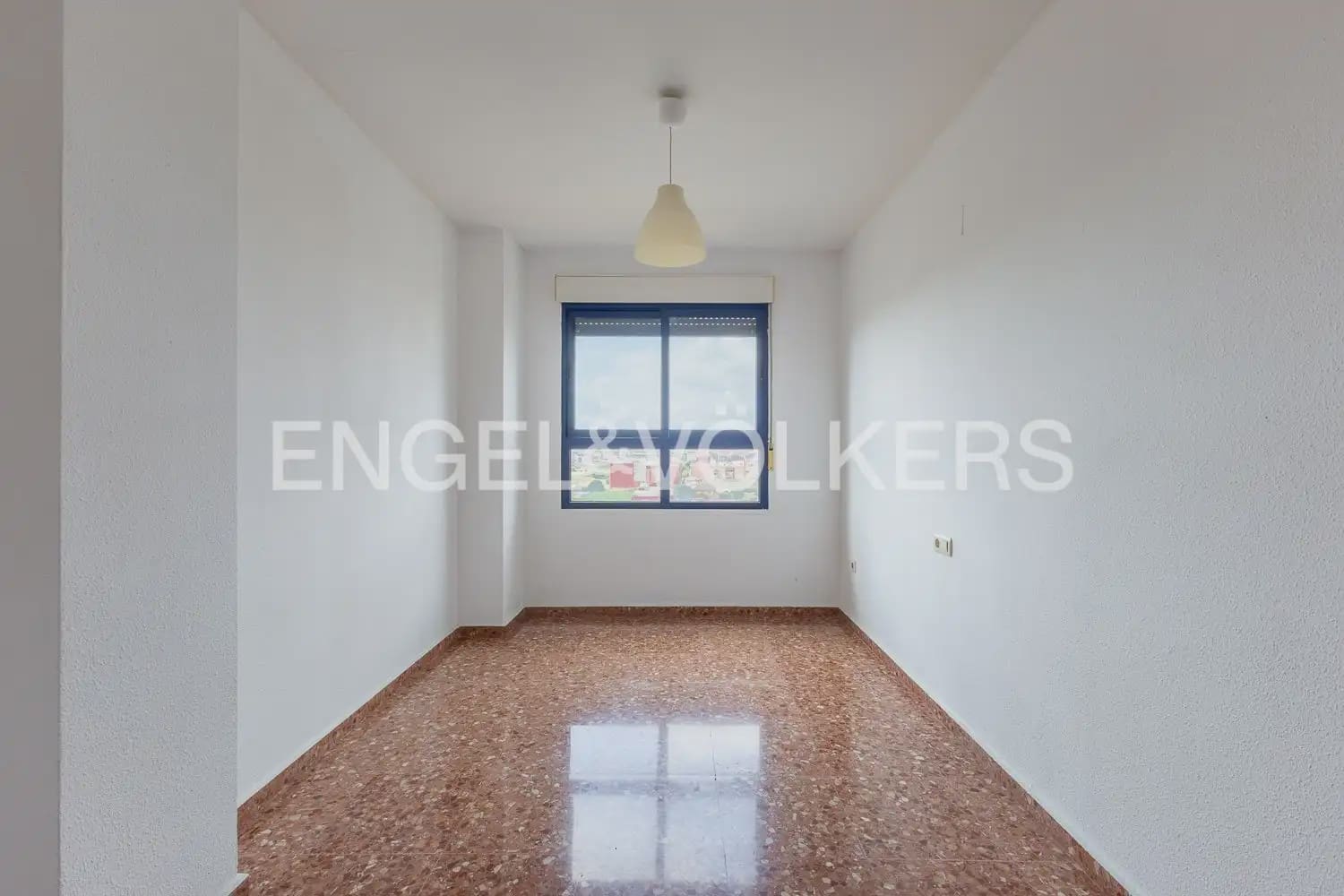 3 soveværelse Lejlighed til leje i Valencia by med swimmingpool garage - € 1.250 (Ref: 10024940)