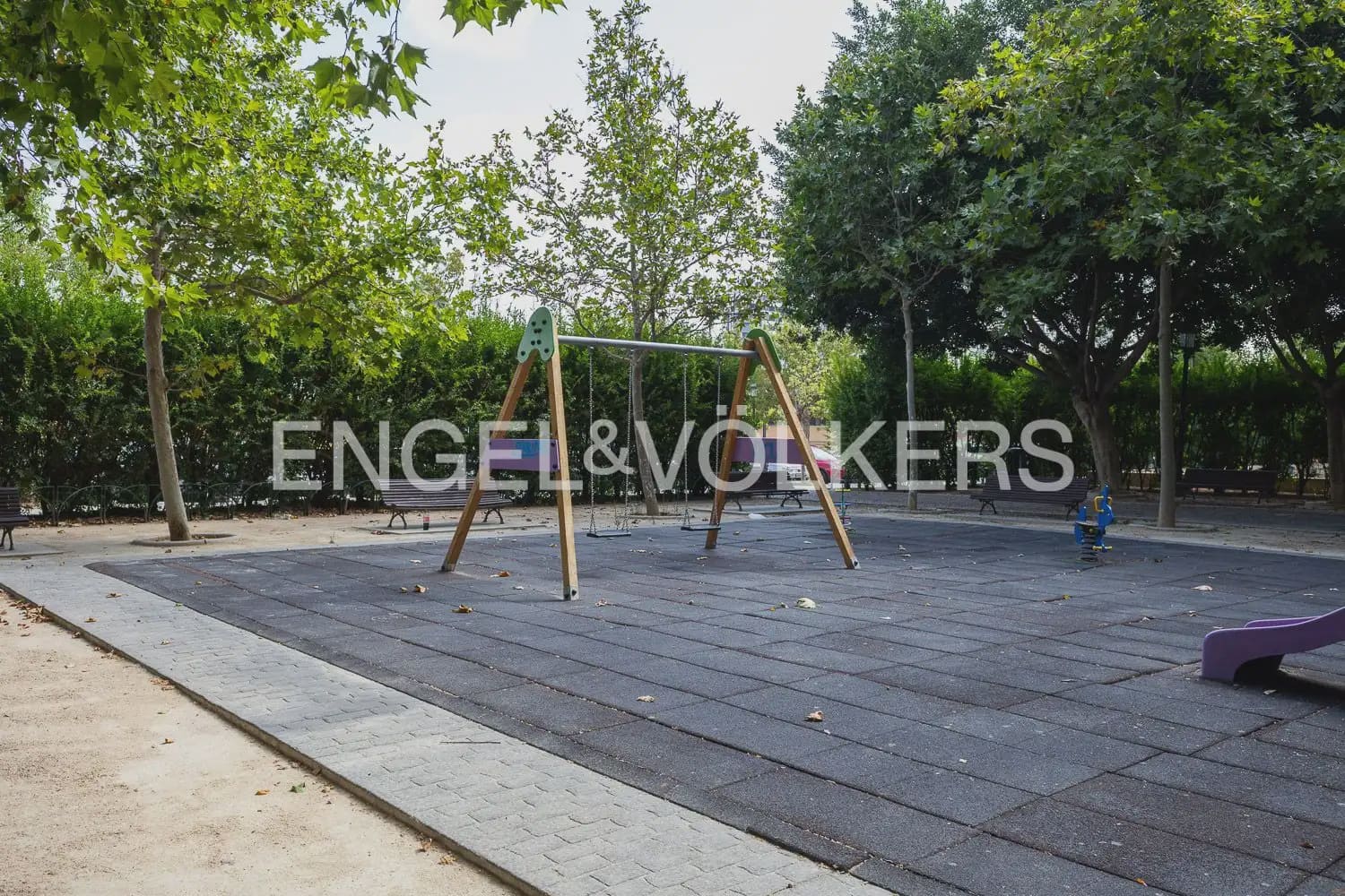 3 soveværelse Lejlighed til leje i Valencia by med swimmingpool garage - € 1.250 (Ref: 10024940)
