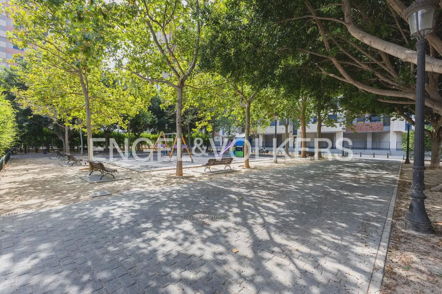 3 soveværelse Lejlighed til leje i Valencia by med swimmingpool garage - € 1.250 (Ref: 10024940)