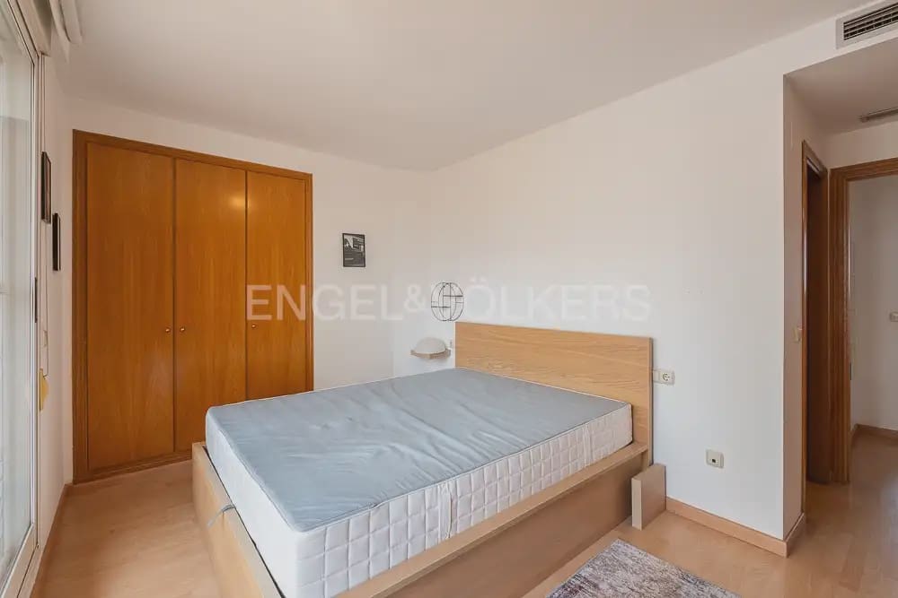 2 camera da letto Attico da affittare in Valencia citta con piscina garage - 1.700 € (Rif: 10026238)