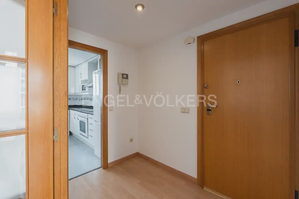 2 camera da letto Attico da affittare in Valencia citta con piscina garage - 1.700 € (Rif: 10026238)