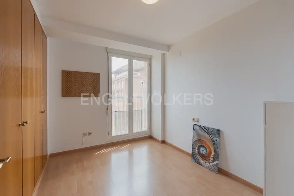 2 camera da letto Attico da affittare in Valencia citta con piscina garage - 1.700 € (Rif: 10026238)