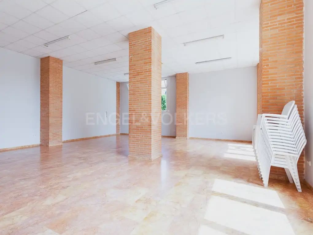 2 camera da letto Attico da affittare in Valencia citta con piscina garage - 1.700 € (Rif: 10026238)
