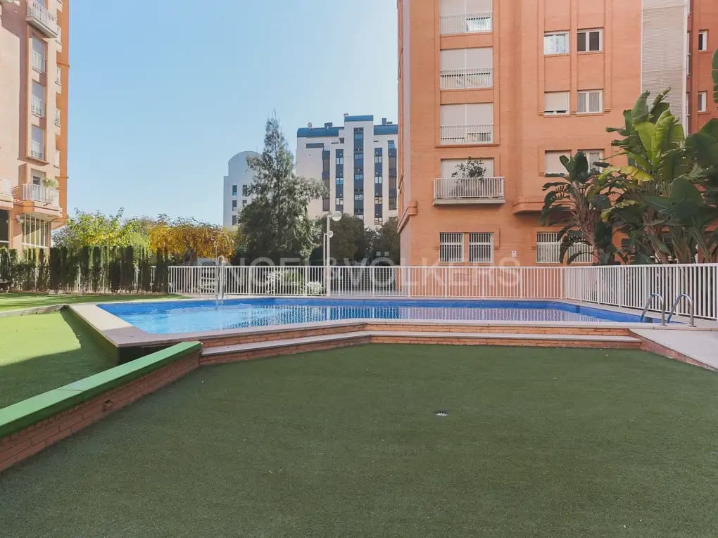 2 camera da letto Attico da affittare in Valencia citta con piscina garage - 1.700 € (Rif: 10026238)