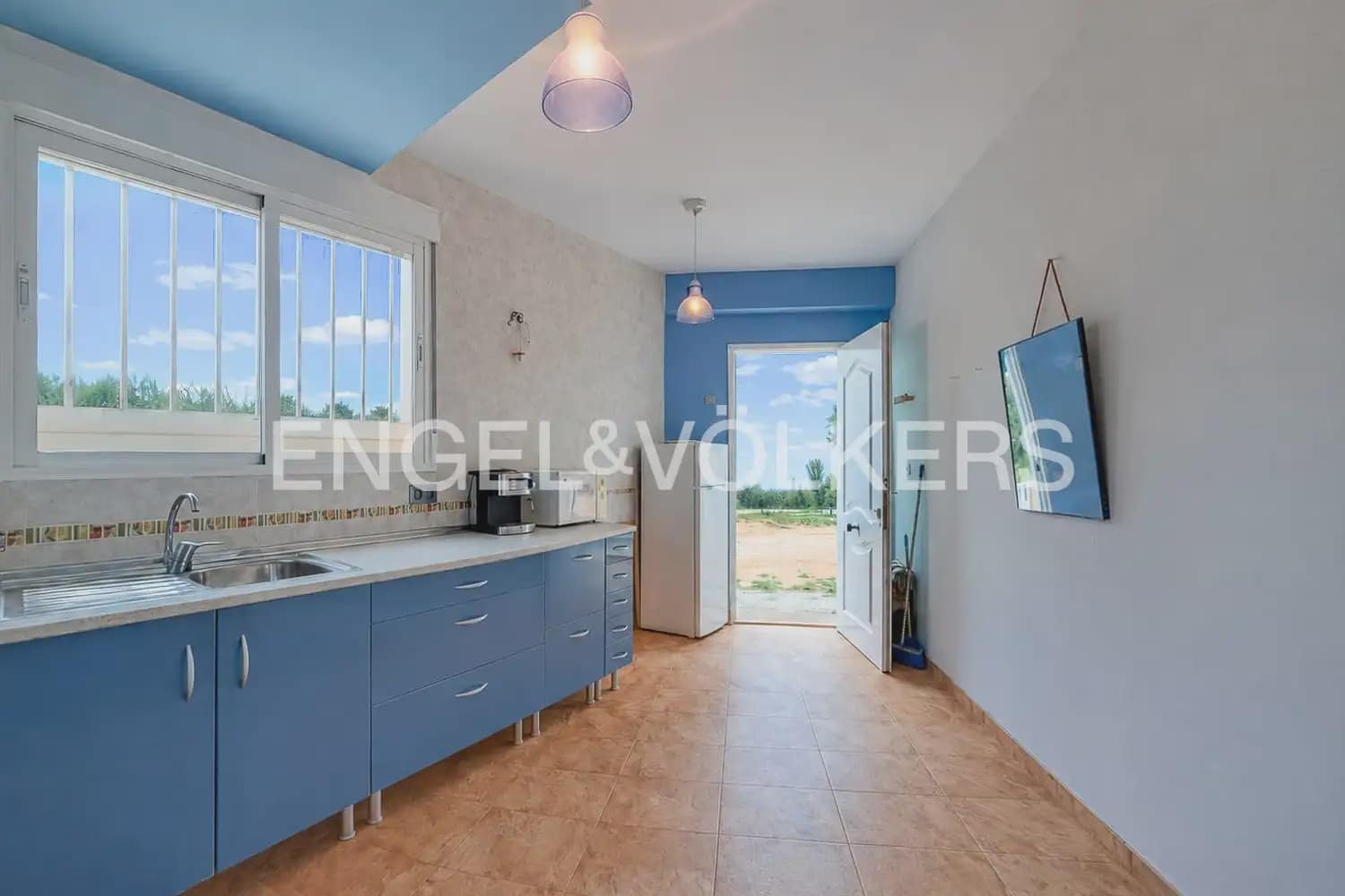Piso de 1 habitación en Dénia en alquiler - 800 € (Ref: 10026474)
