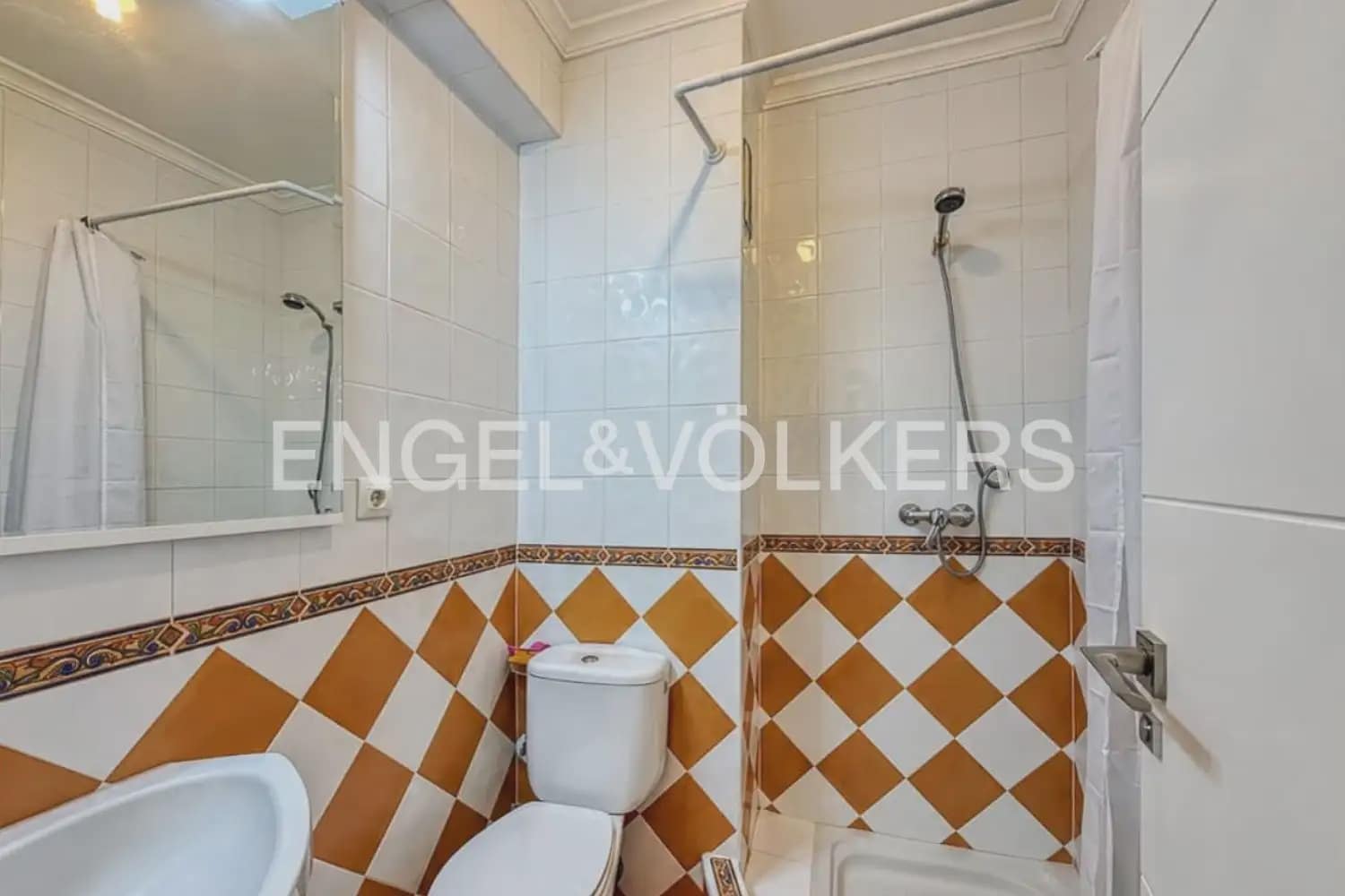 Piso de 1 habitación en Dénia en alquiler - 800 € (Ref: 10026474)