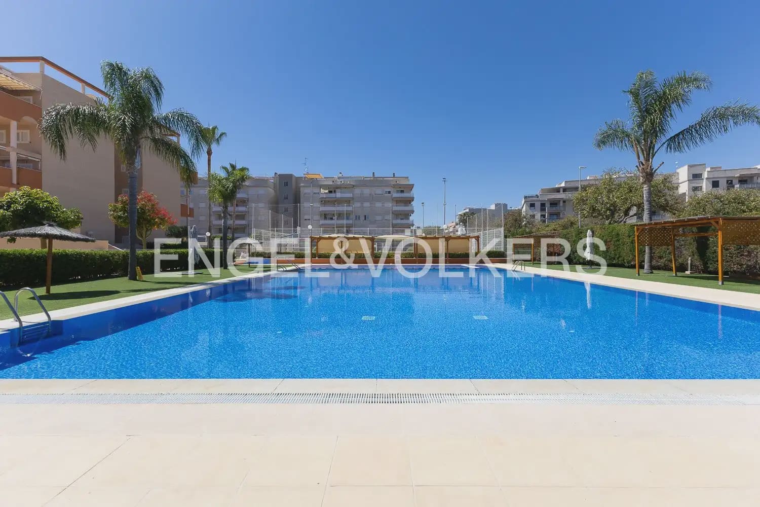 2 sovrum Lägenhet att hyra i Canet d'En Berenguer med pool garage - 830 € (Ref: 10029509)