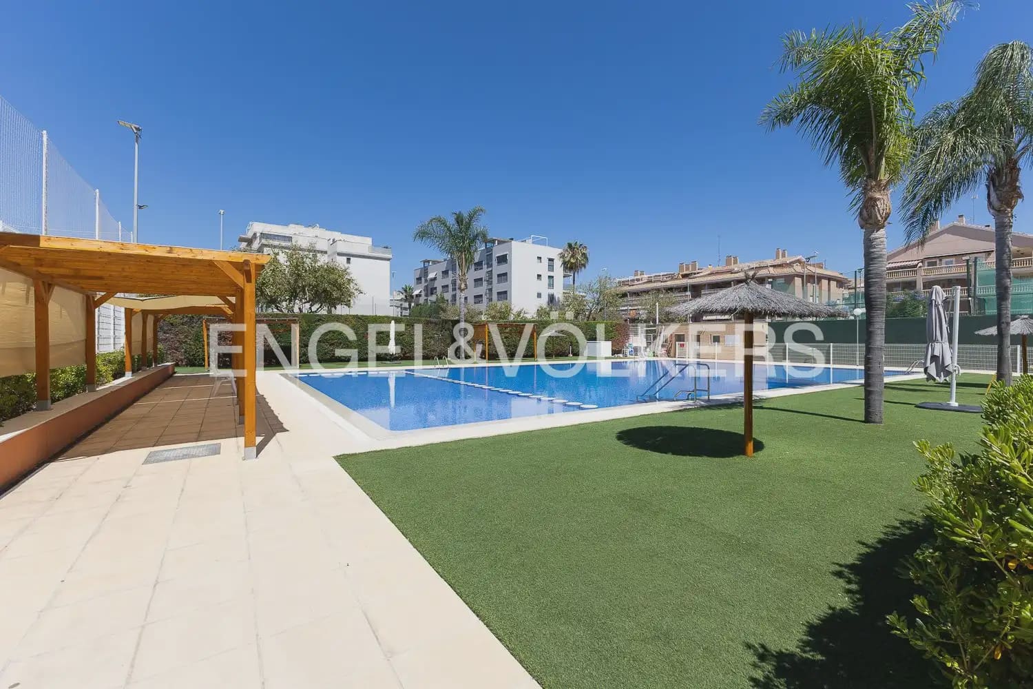 2 sovrum Lägenhet att hyra i Canet d'En Berenguer med pool garage - 830 € (Ref: 10029509)