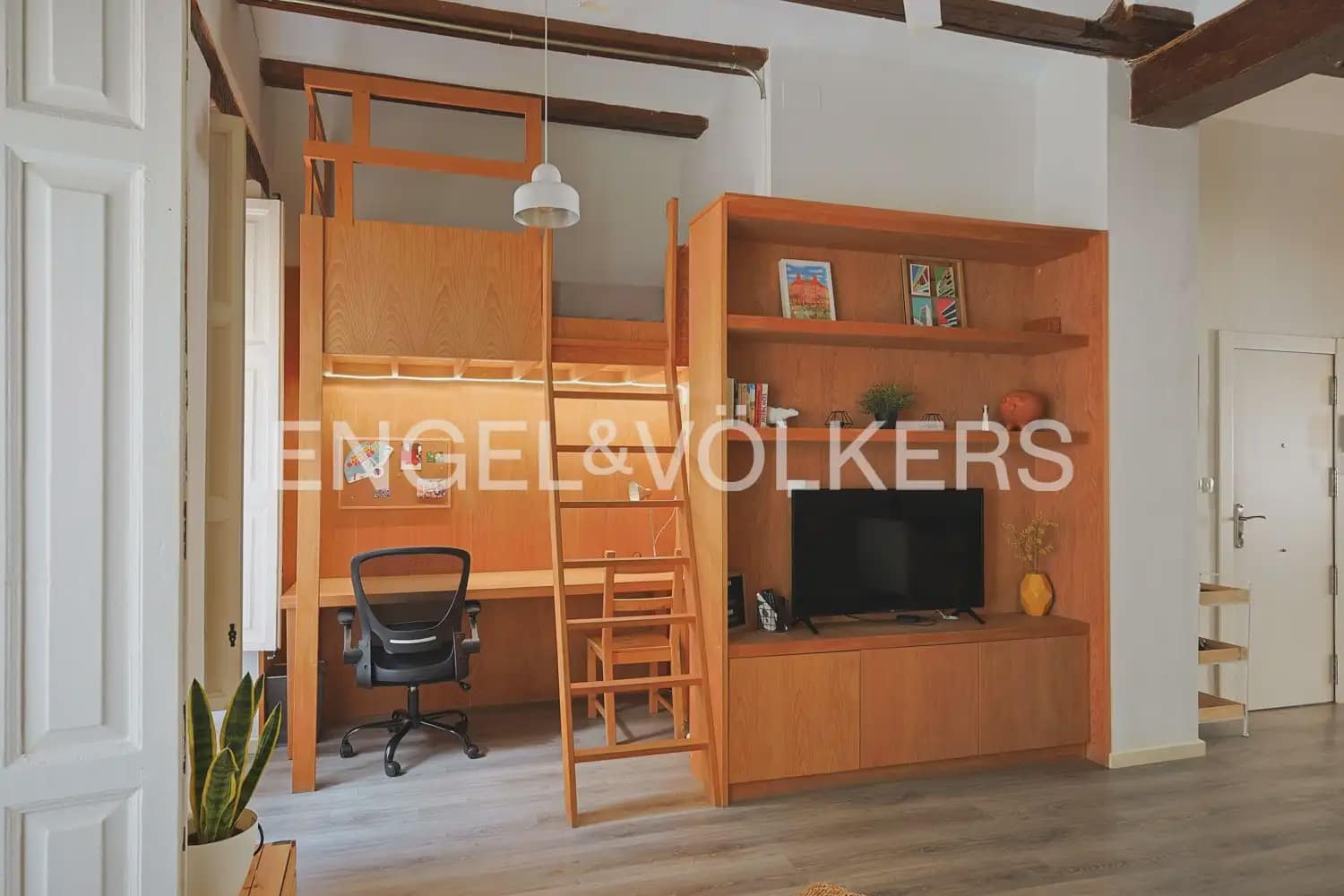Appartement de 1 chambre à louer à Valence ville - 1 500 € (Ref: 10029662)