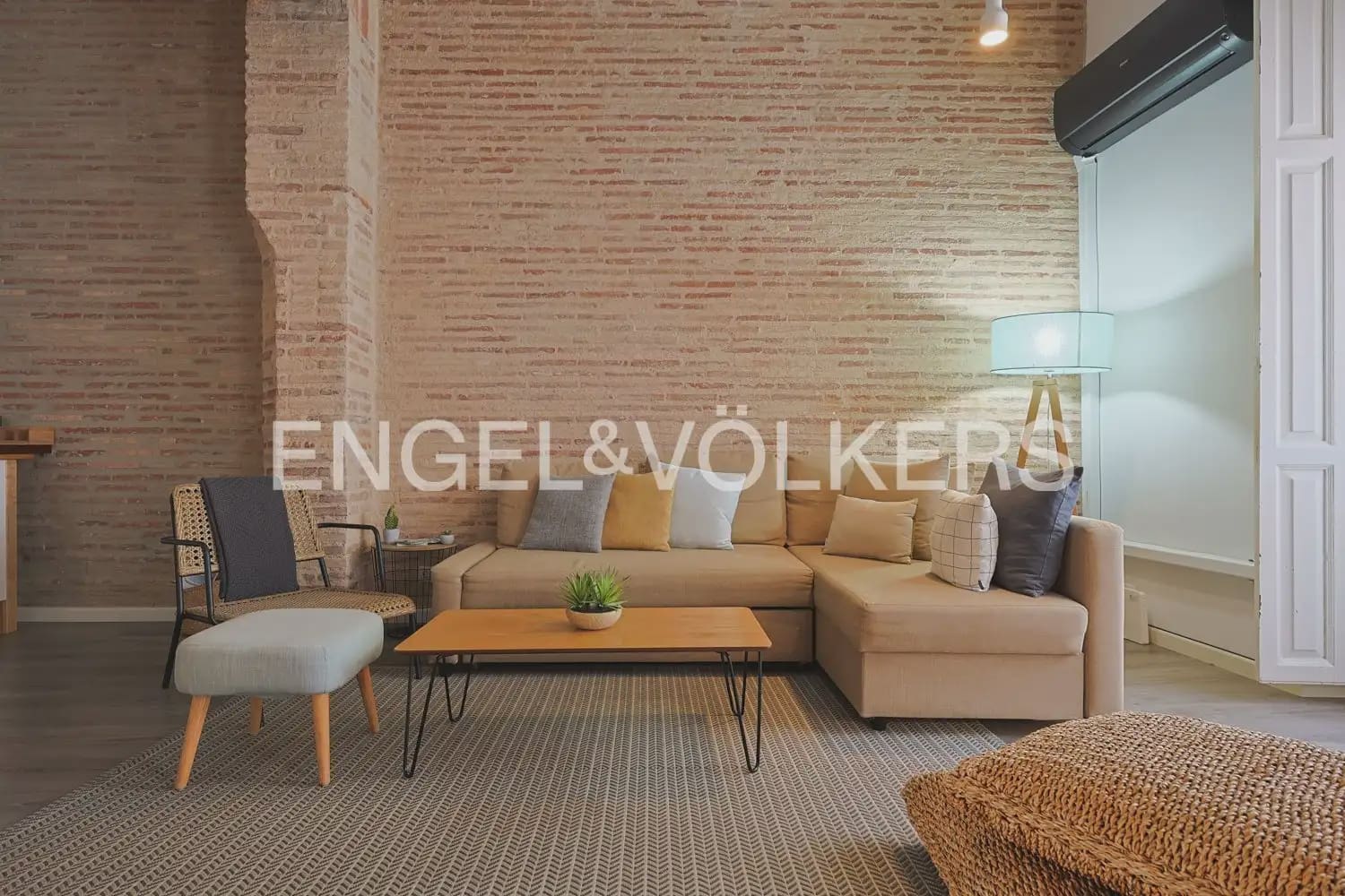 Appartement de 1 chambre à louer à Valence ville - 1 500 € (Ref: 10029662)