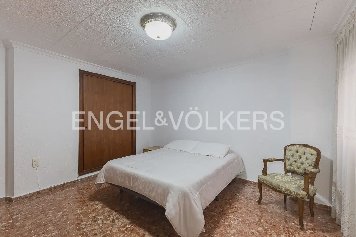 4 bedroom Flat for sale in Sueca with garage - € 200,000 (Ref: 10029663)