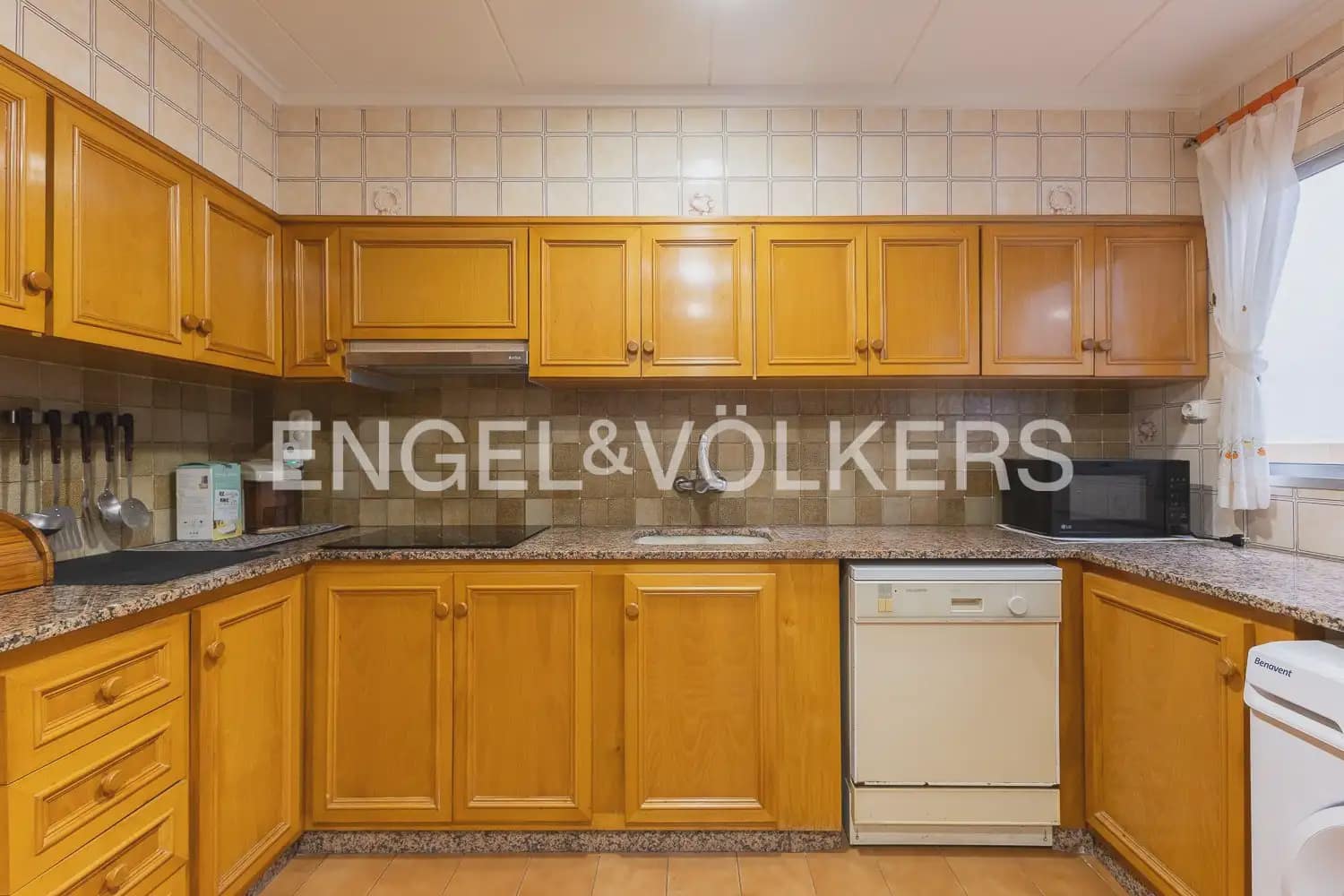 4 bedroom Flat for sale in Sueca with garage - € 200,000 (Ref: 10029663)