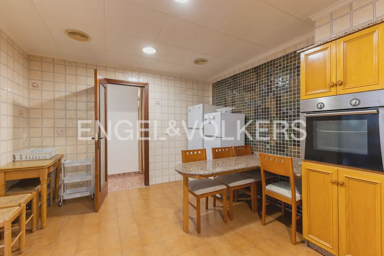 4 bedroom Flat for sale in Sueca with garage - € 200,000 (Ref: 10029663)