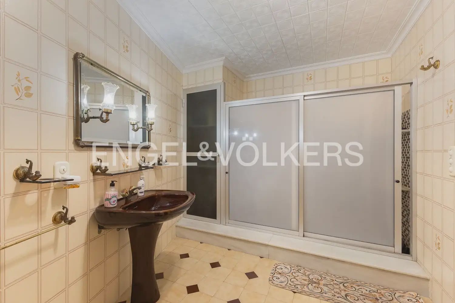 4 bedroom Flat for sale in Sueca with garage - € 200,000 (Ref: 10029663)