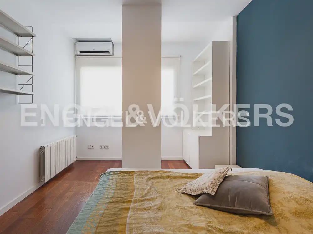 4 bedroom Flat for rent in Valencia city - € 3,000 (Ref: 10029797)