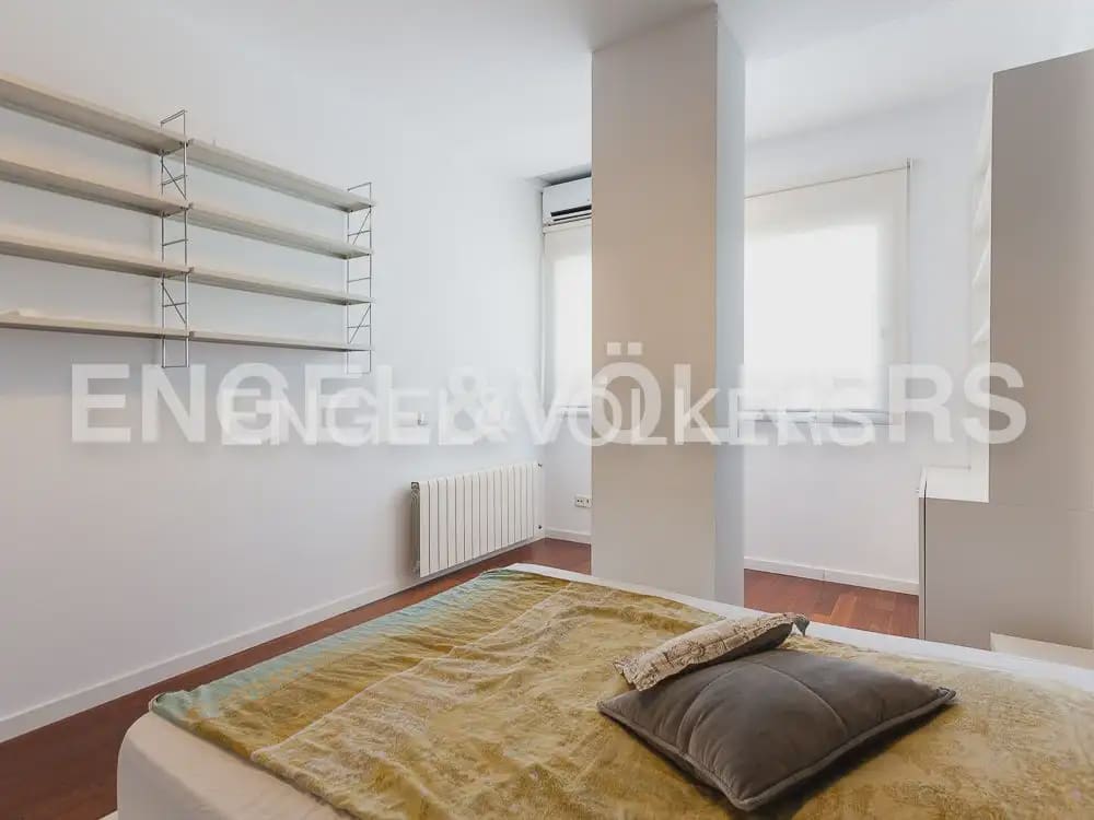 4 bedroom Flat for rent in Valencia city - € 3,000 (Ref: 10029797)