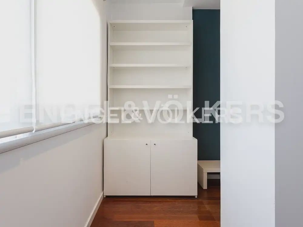 4 bedroom Flat for rent in Valencia city - € 3,000 (Ref: 10029797)