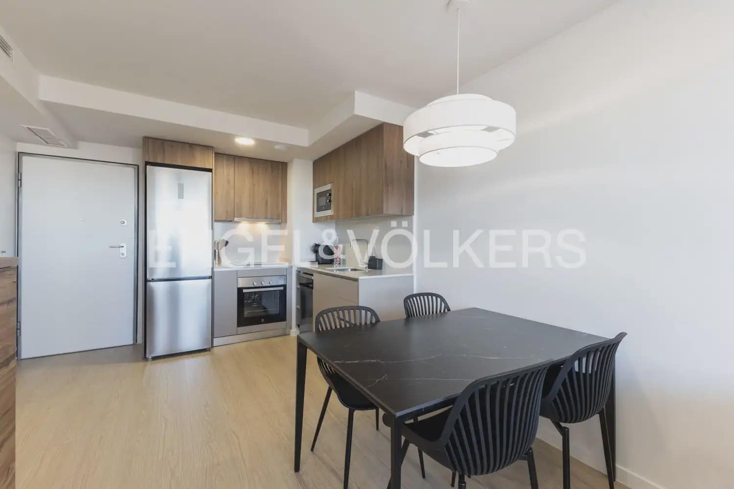 1 makuuhuone Asunto vuokrattavana paikassa Valencia kaupunki mukana uima-altaan 
autotalli - 1 300 € (Ref: 10029798)