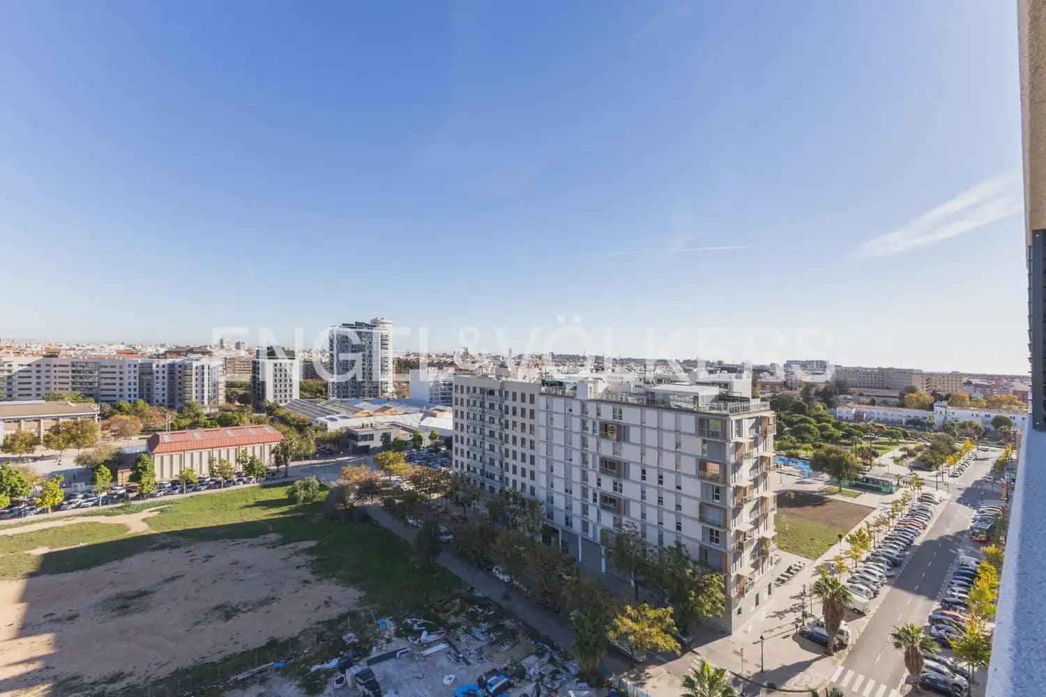 1 makuuhuone Asunto vuokrattavana paikassa Valencia kaupunki mukana uima-altaan 
autotalli - 1 300 € (Ref: 10029798)