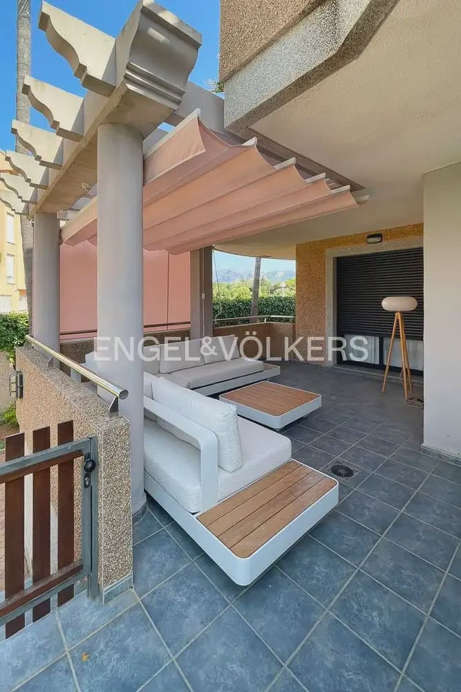 3 bedroom Flat for rent in Denia with pool garage - € 1,300 (Ref: 10030762)