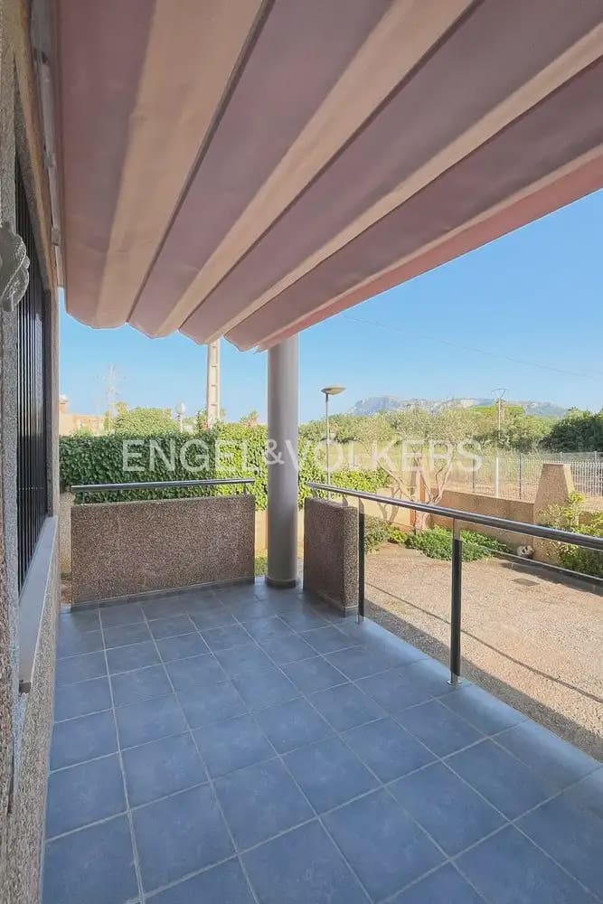 3 bedroom Flat for rent in Denia with pool garage - € 1,300 (Ref: 10030762)
