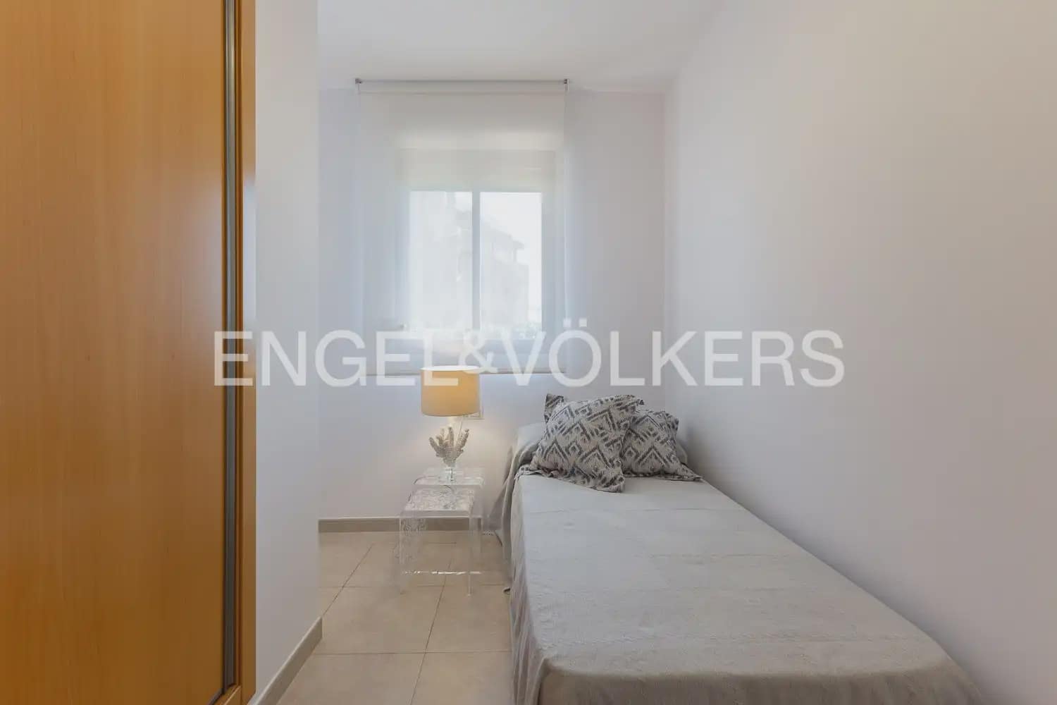 3 bedroom Flat for rent in Denia with pool garage - € 1,300 (Ref: 10030762)