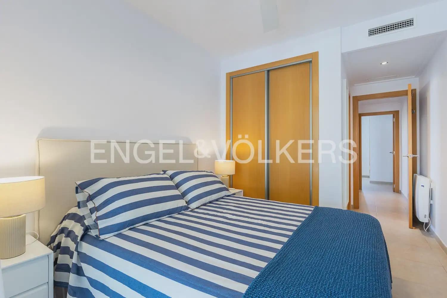 3 bedroom Flat for rent in Denia with pool garage - € 1,300 (Ref: 10030762)