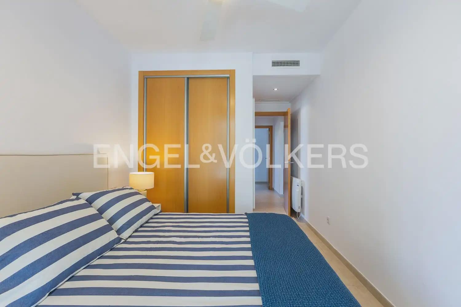 3 bedroom Flat for rent in Denia with pool garage - € 1,300 (Ref: 10030762)