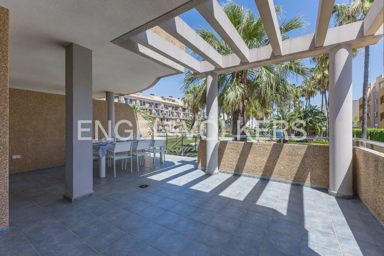 3 bedroom Flat for rent in Denia with pool garage - € 1,300 (Ref: 10030762)
