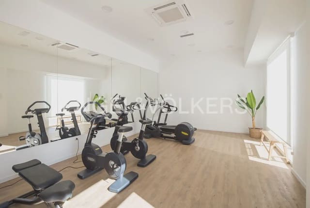 2 soveværelse Lejlighed til leje i Ciutat de les Arts i de les Ciencies, Valencia by med swimmingpool garage - € 2.000 (Ref: 10031062)