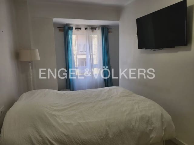 Piso de 2 habitaciones en En Corts, València ciudad en alquiler - 1.100 € (Ref: 10031063)