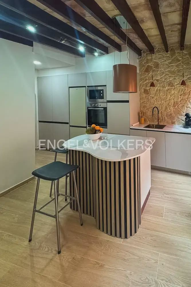 Maison de Ville de 2 chambres à louer à Betera avec piscine - 1 500 € (Ref: 10032445)