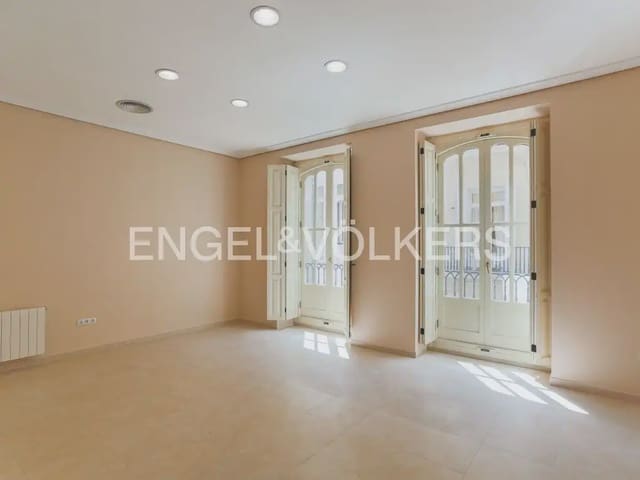 3 slaapkamer Flat te huur in La Xerea, Valencia stad - € 2.300 (Ref: 10033136)