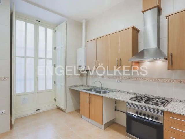 3 slaapkamer Flat te huur in La Xerea, Valencia stad - € 2.300 (Ref: 10033136)