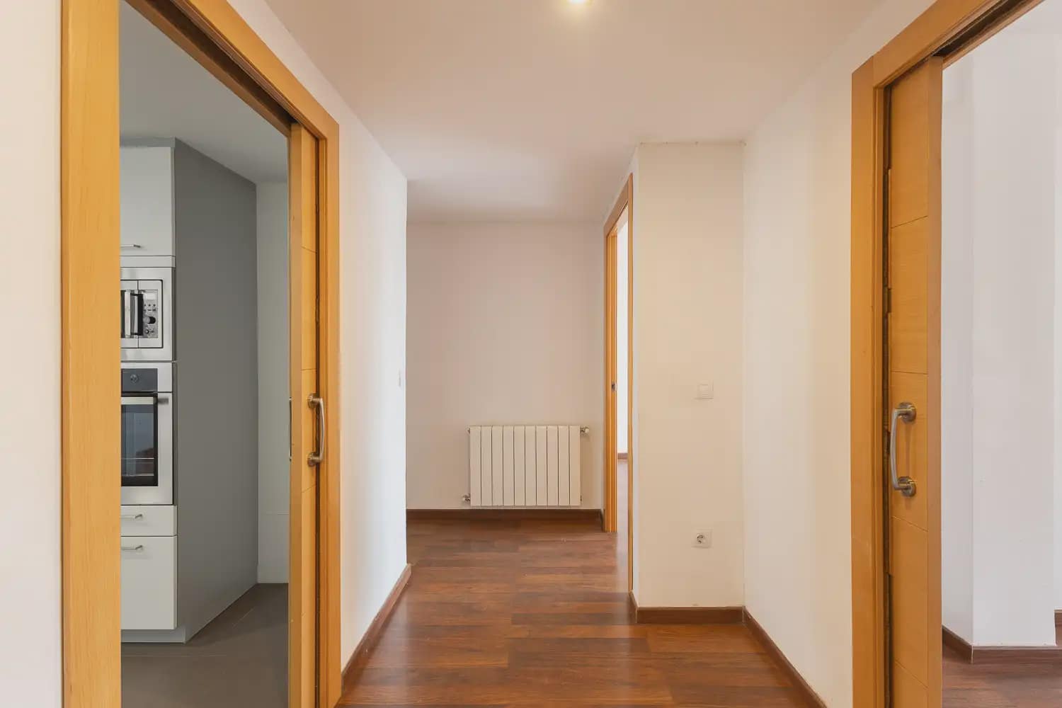 3 slaapkamer Flat te huur in Valencia stad - € 1.300 (Ref: 10033137)