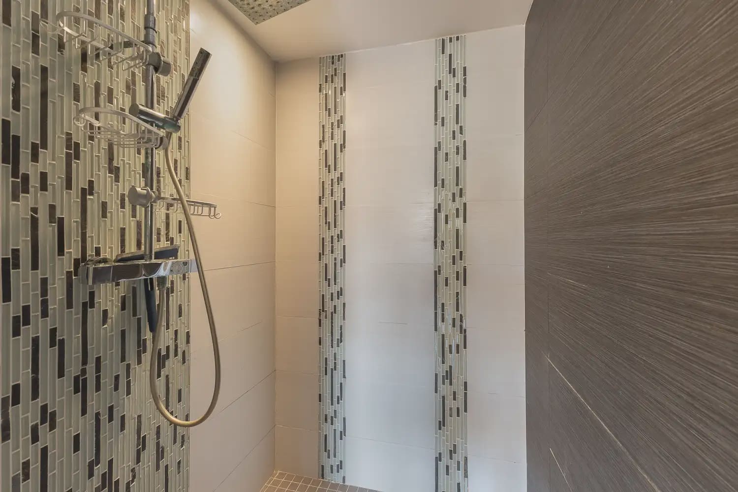 3 slaapkamer Flat te huur in Valencia stad - € 1.300 (Ref: 10033137)