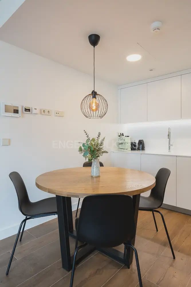 2 soveværelse Lejlighed til leje i Valencia by med swimmingpool garage - € 2.500 (Ref: 10034262)